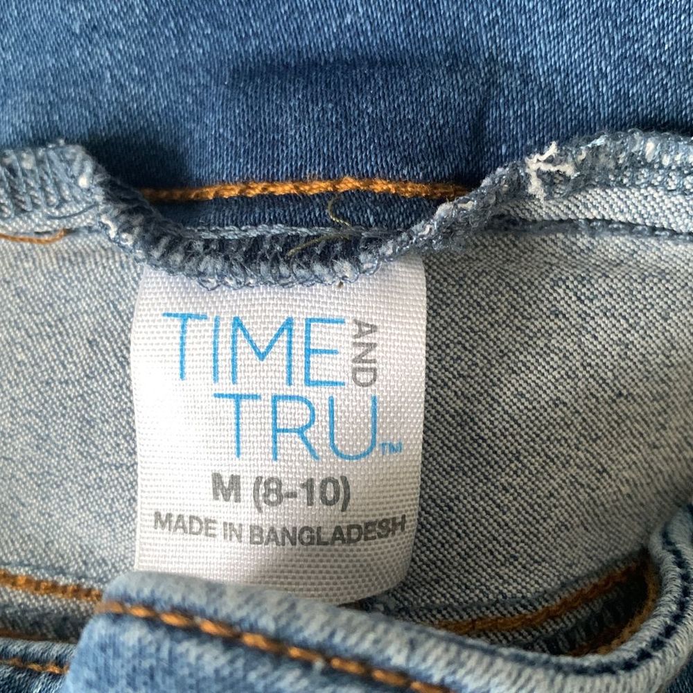 Time and Tru Pull-On Light Wash Blue Stretch Jean Shorts Size Medium (8-10) - Picture 7 of 9